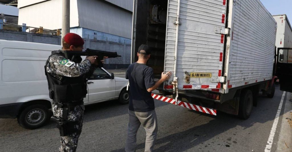 PF combate grupo especializado em roubo de cargas que causou prejuízo