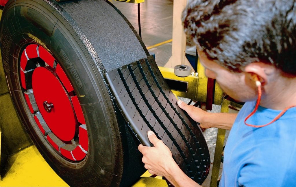 Conheça as vantagens de se utilizar pneus reformados